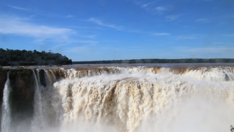 Garganta del Diablo, Iguazu Falls, Parque Nacional Iguazú, Argentina.